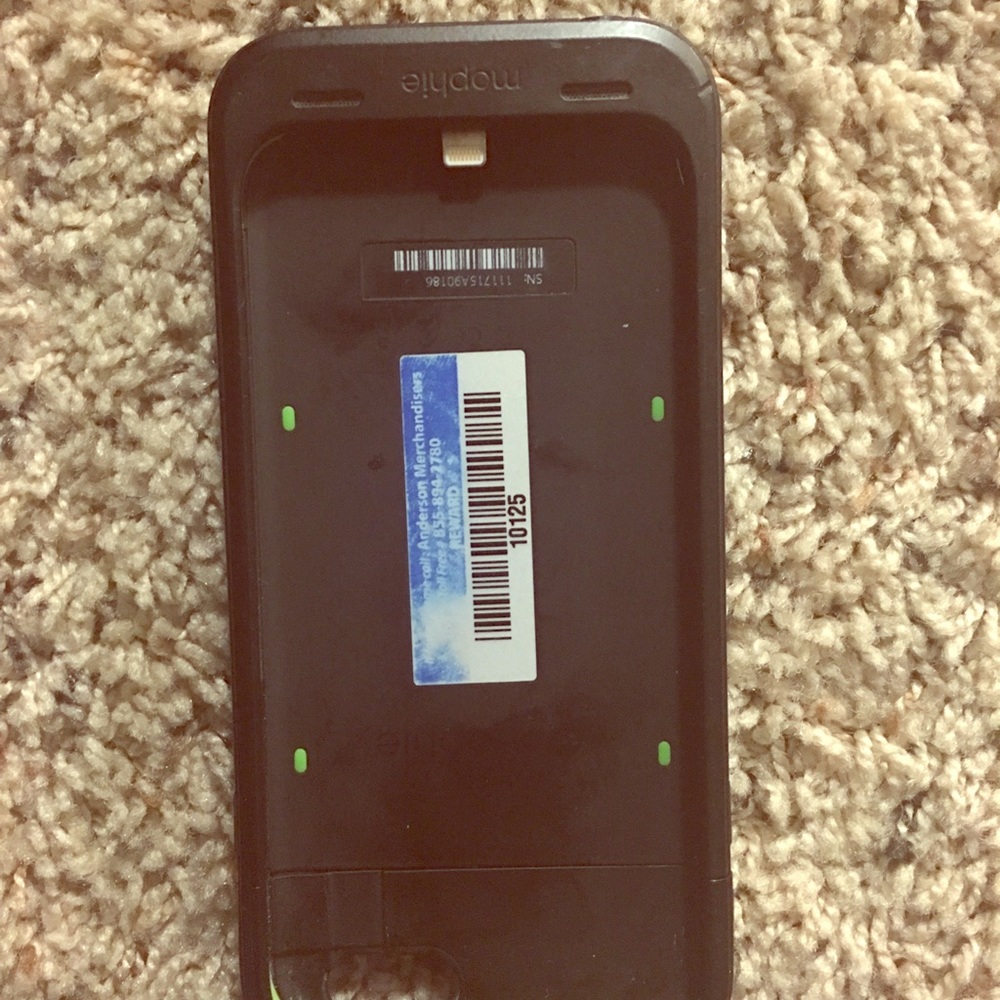 Mophie juice pack charging case for iPhone 6/6S/7